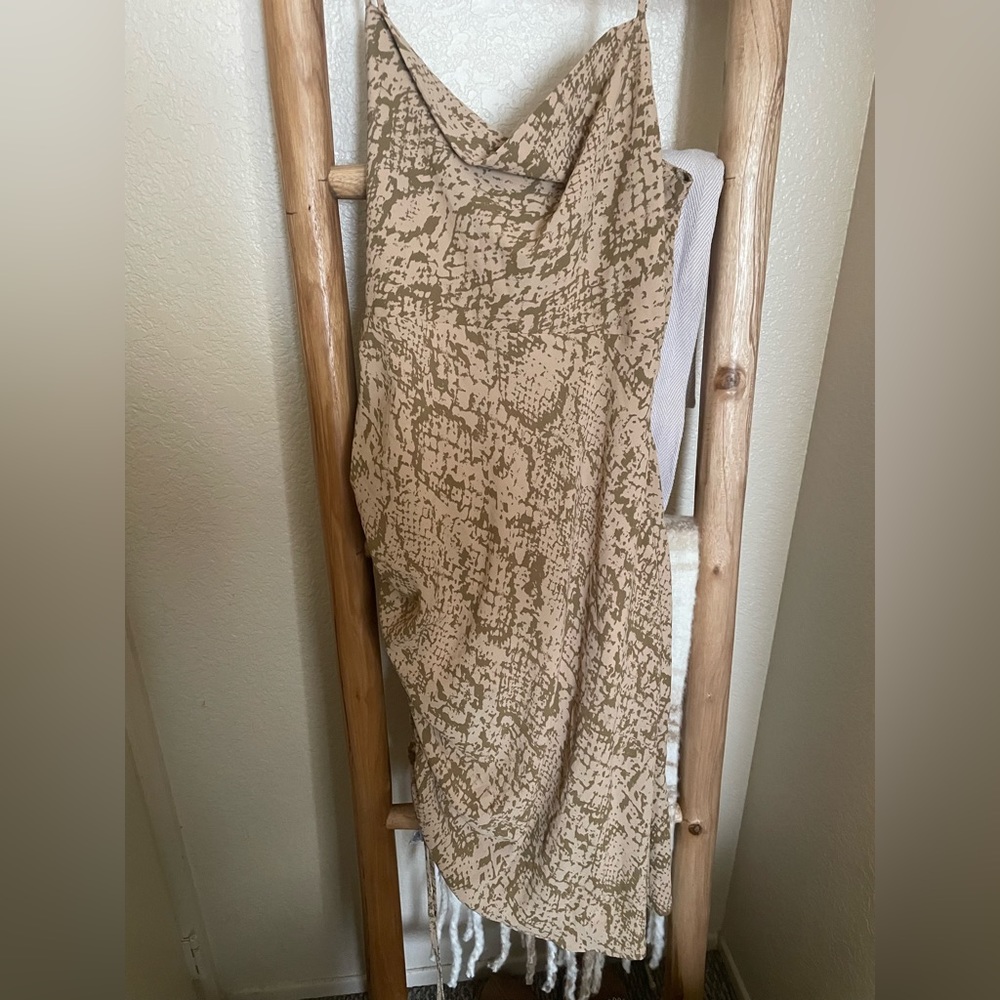 Midi dress